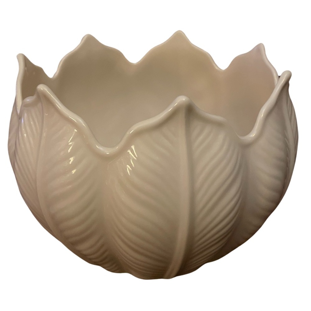 Lenox Ivory Palmetto Bowl - 6.5” W - Excellent Condition